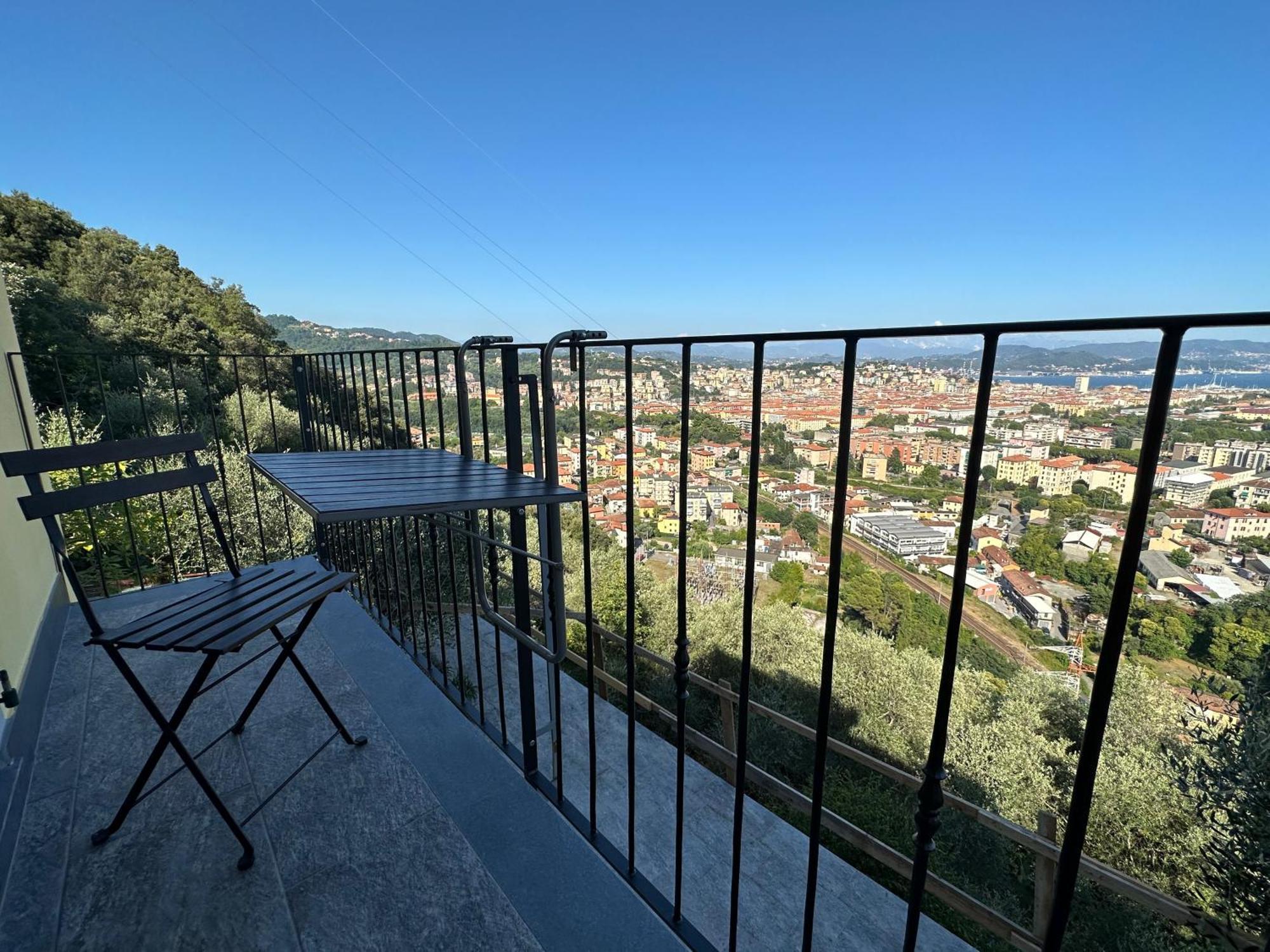 88 Miglia Bed and Breakfast La Spezia Eksteriør billede